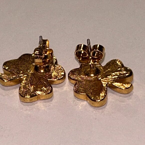 Avon Gold Green Rhinestone Clover Earrings Leaf Shape Set St. Patrick's Day - Picture 5 of 6